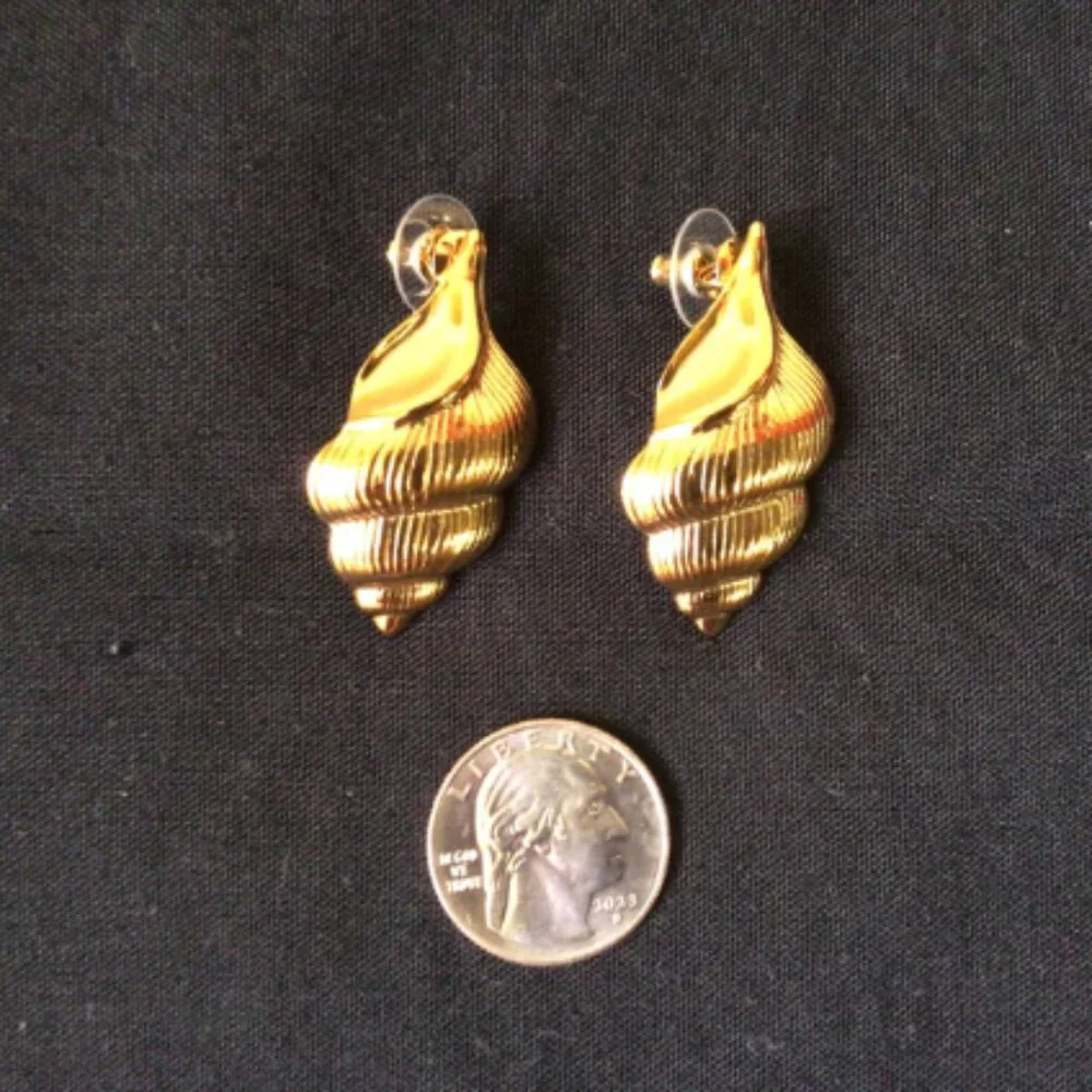 Anthropologie Seashell Earrings - Picture 3 of 3